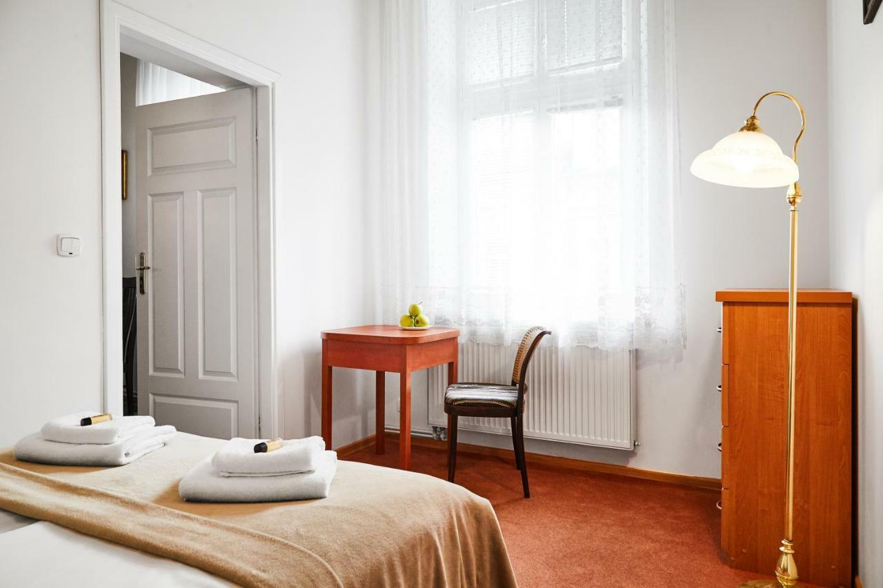 Top Location Apartments Topolowa Street Kraków Exteriör bild