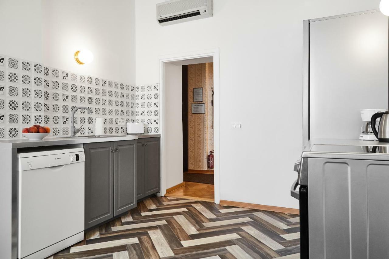 Top Location Apartments Topolowa Street Kraków Exteriör bild